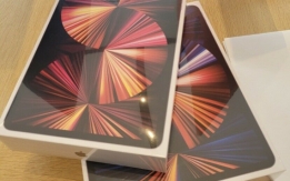 Apple iPad Pro con Chip M1 - 12.9 pollici 5a generazione