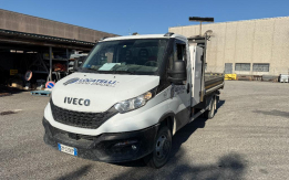 Autocarro ribaltabile Iveco Daily (35C16)