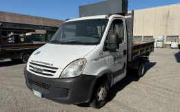 Autocarro ribaltabile Iveco Daily (35E4)