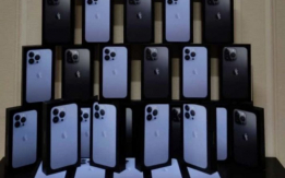 iPhone 13 Pro, €600, iPhone 13 Pro Max, iPhone 13, €430, Sam