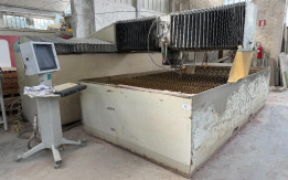 Macchine da ufficio e macchinari lavorazione pietra