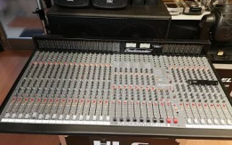 MIXER DA STUDIO/LIVE Studiomaster MIXDOWN CLASSIC 8