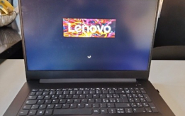 N. 1 PC LAPTOP LENOVO V17